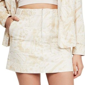 BDG Urban Outfitters Tan Beige Jungle Print Skirt